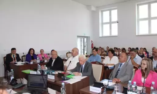 Zdjęcie do JEDNOGŁOŚNE WOTUM ZAUFANIA I ABSOLUTORIUM DLA BURMISTRZA MIASTA PODCZAS XVII SESJI RADY MIEJSKIEJ W KOWALEWIE POMORSKIM