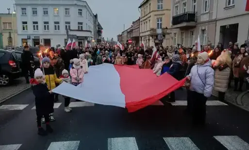 Zdjęcie do Zawodnicy UKS ,,Orlik&rdquo; - T.G. Sok&oacute;ł świętowali Narodowe Święto Niepodległości na sportowo i patriotycznie