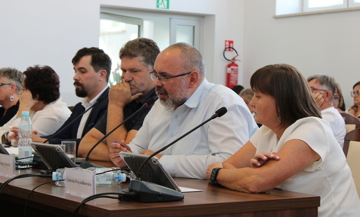 Zdjęcie do XXXI SESJA RADY MIEJSKIEJ W KOWALEWIE POMORSKIM