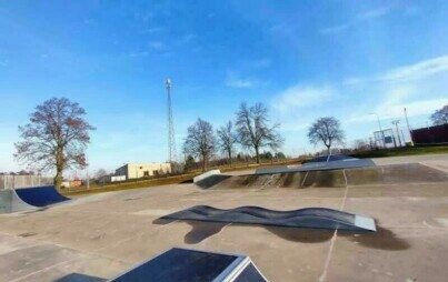 Zdjęcie do Budowa skateparku już zakończona 